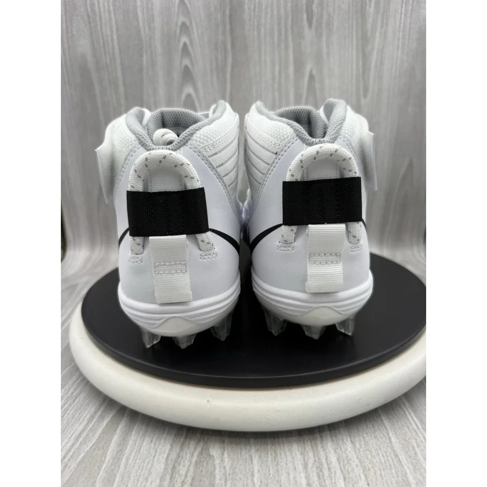 Nike Force Savage Pro 2 Mens Size 11 White Black Football Cleats AH4000-100 NEW